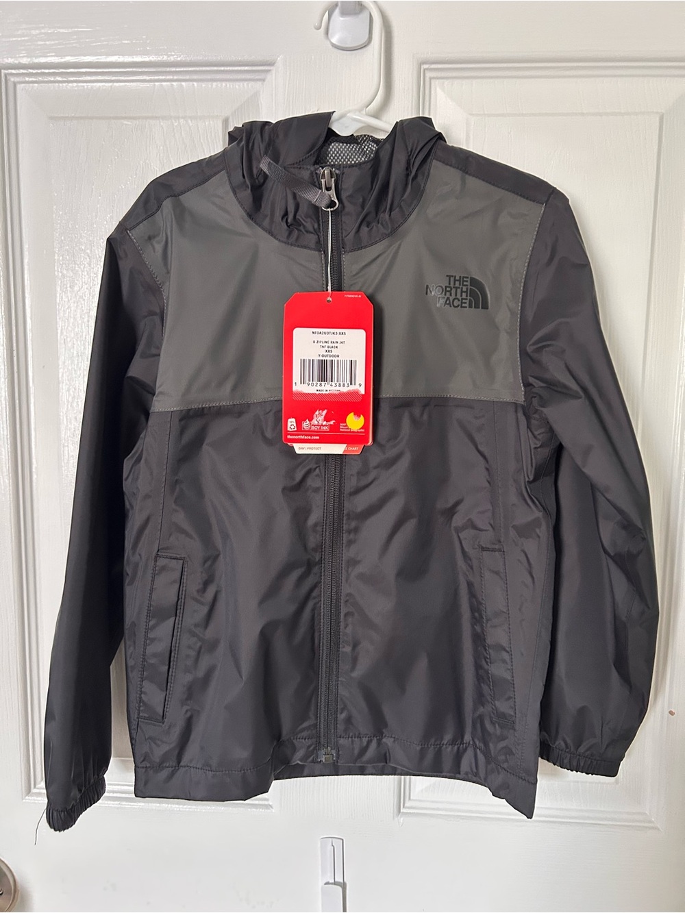 The North Face kids XXS Zipline rain jacket